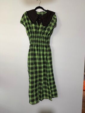 Cider Green and Black Plaid Midi Dress with Dark Contrast Collar